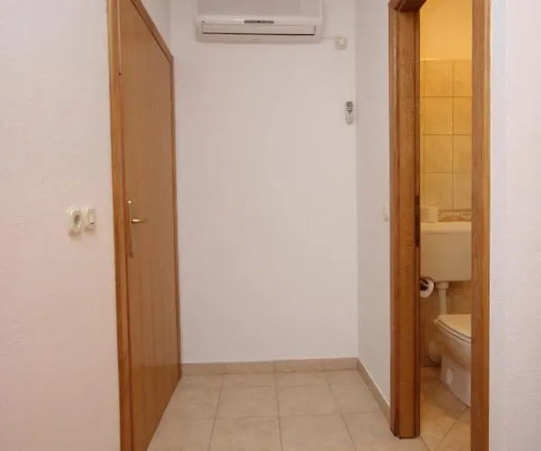 Double 8144b 3* Zaglav